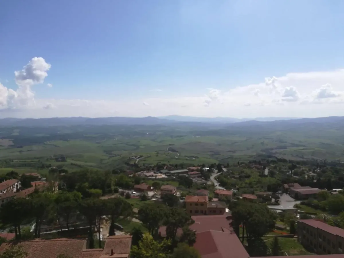 Vicolo Dei Ciliegini, 10 Apartment Volterra Italy